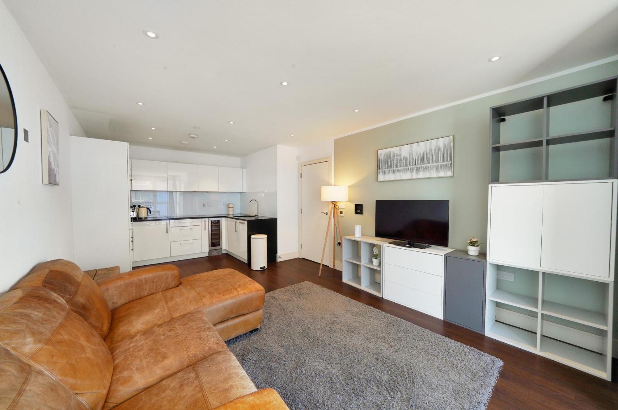 Apartment Modern 2-bedroom Flat Near Emirates Stadium -
