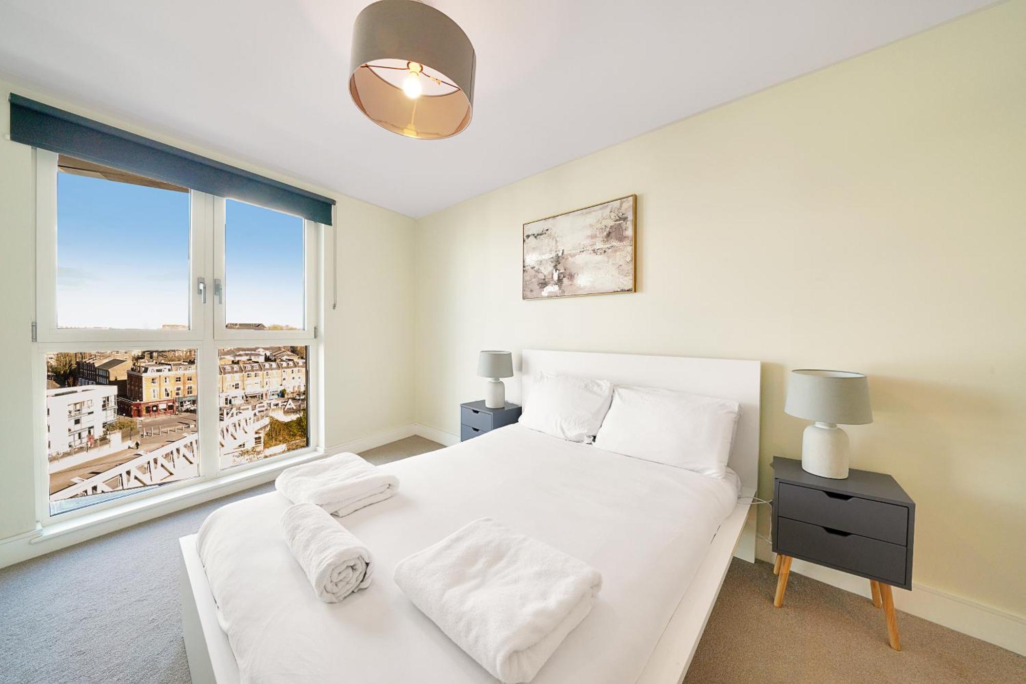 Modern 2-bedroom Flat Near Emirates Stadium - *