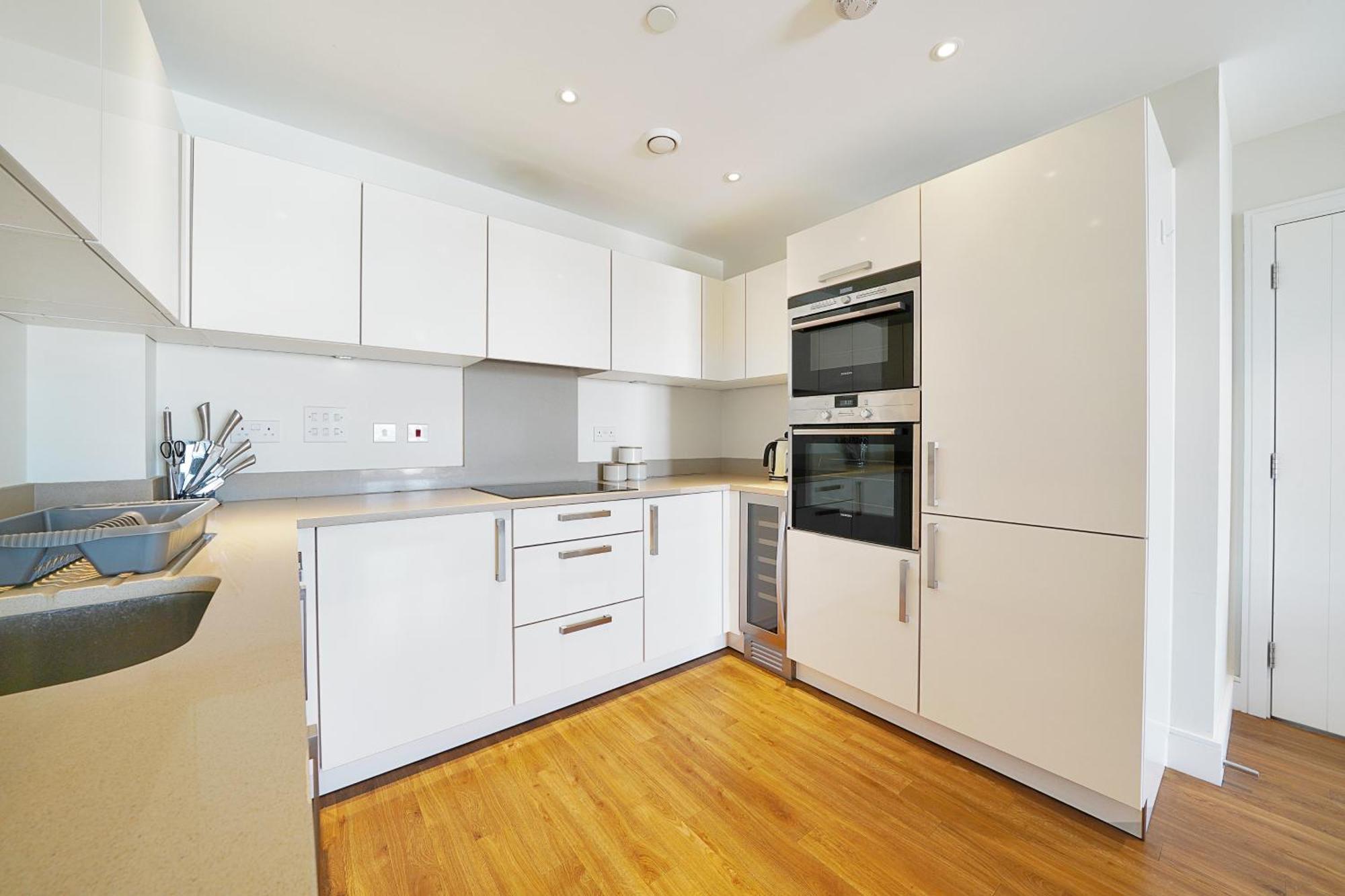 Apartment Modern 2-bedroom Flat Near Emirates Stadium - London