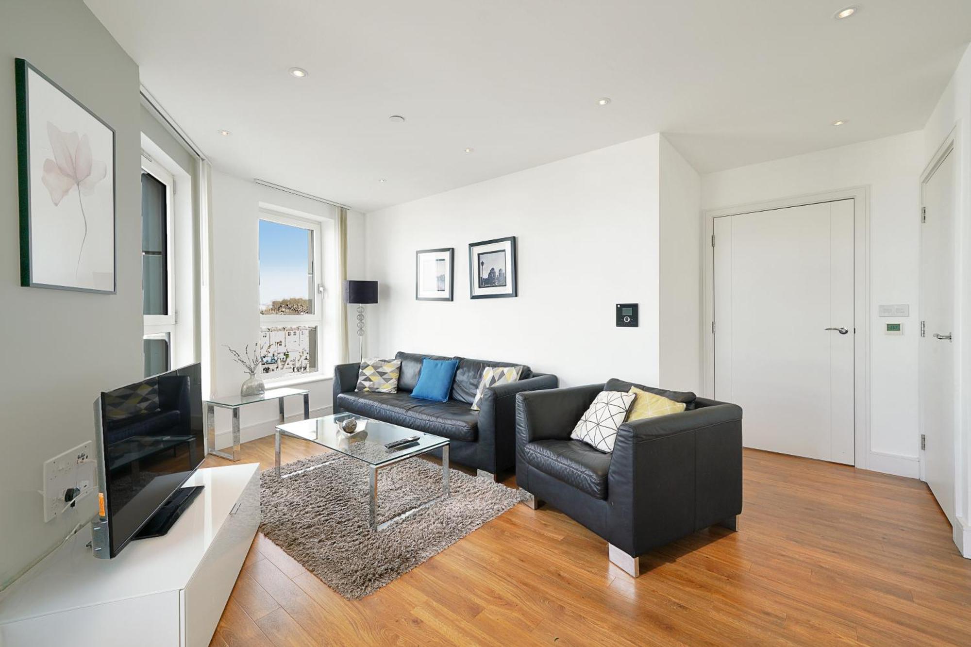 Modern 2-bedroom Flat Near Emirates Stadium - * London